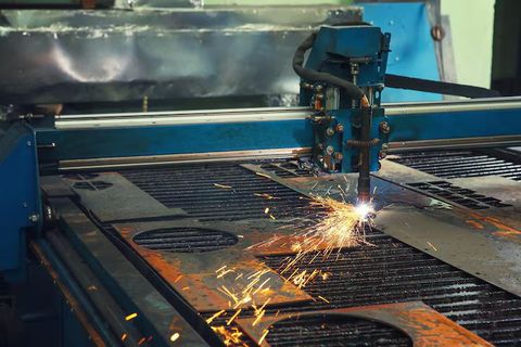 Plasma Cutting Machines: Complete Guide to Basics, Uses, and Key Insights
