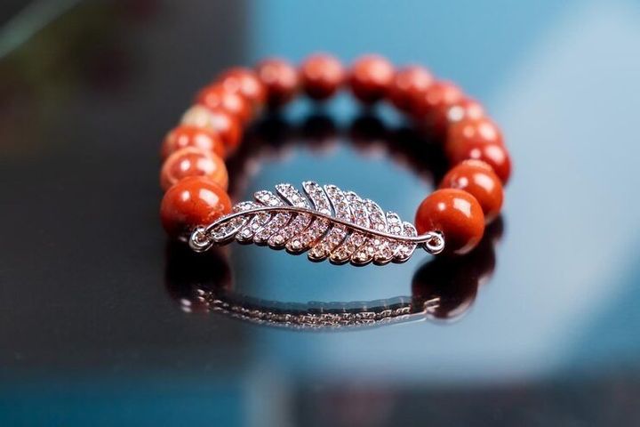 Single Stone Bracelets: Expert Tips for Choosing Elegant and Timeless Designs