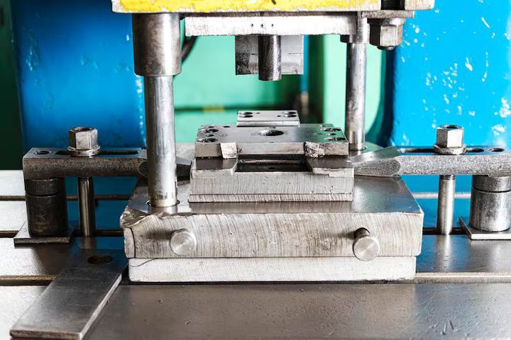 Hydraulic Press Machines: Complete Guide to Features, Uses, and Benefits
