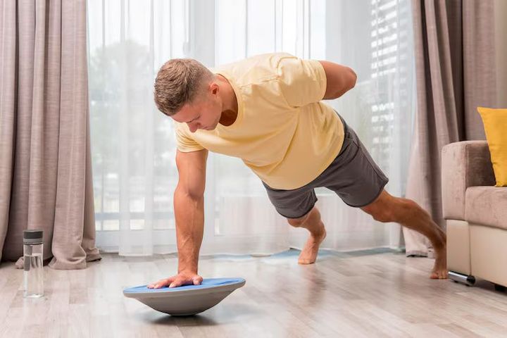 Weight Management for Men: Essential Guide to Healthy Habits and Fitness Balance