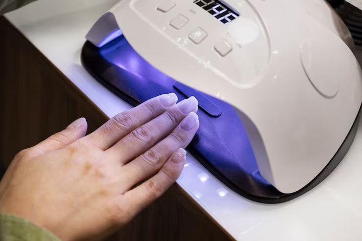 UV Curing Overview: Discover Basics, Process, Benefits, and Key Applications