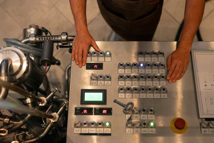 Torque Testing Machines Guide: Complete Overview of Uses, Types, and Benefits