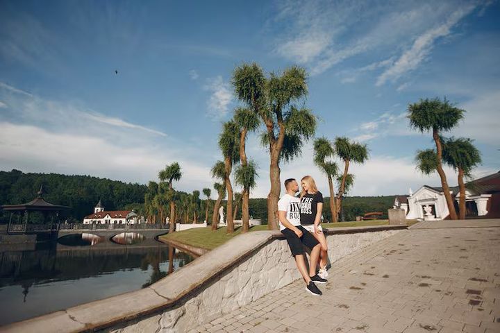 Luxury Honeymoon Retreats: Explore Romantic Destinations, Resorts, and Travel Experiences