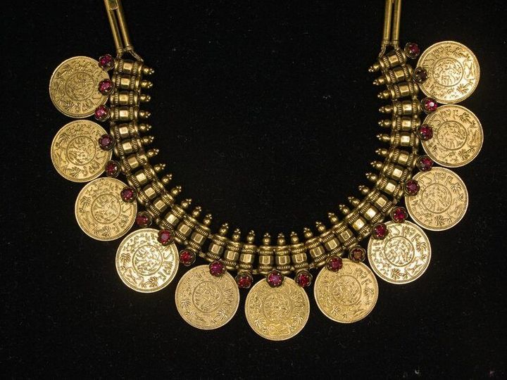 Bengali Gold Necklace Sets Insights: Traditional Styles, Cultural Meaning and Jewelry Trends